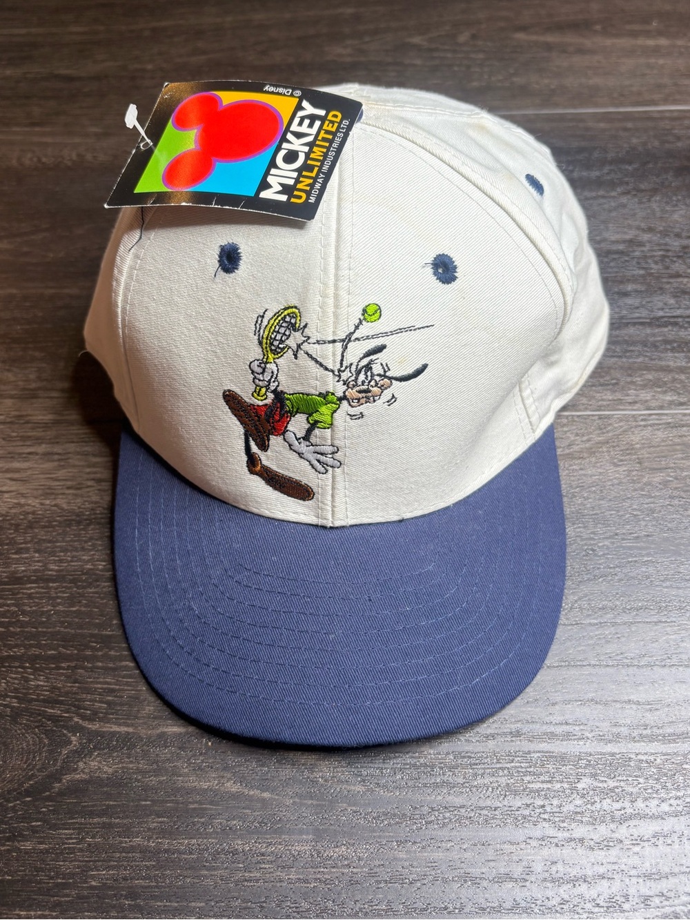 Vintage NWT Disney Goofy Tennis Hat
